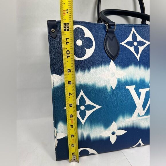 LOUIS VUITTON Monogram Escale Onthego GM Blue - Picture 4 of 15